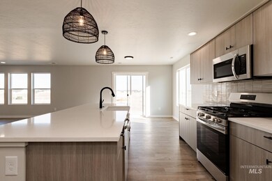 8248 E Sunray Dr, Nampa, ID 83687 - photo 3