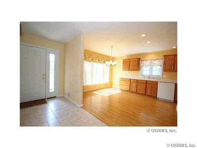 Kitchen Kitchen/Foyer