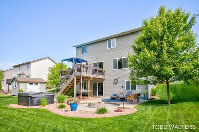 7-web-or-mls-4676 Rivera Ct SW, Wyoming-