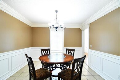 223 SW Marsh Wren St, Lees Summit, MO 64082 - photo 7