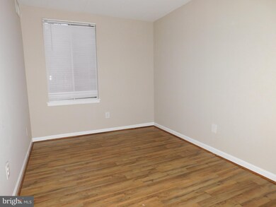 2333 Freetown Ct unit 2B, Reston, VA 20191 - photo 5