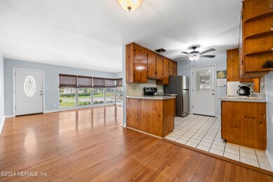 8441 Jacinto St, Jacksonville, FL 32211 - photo 7