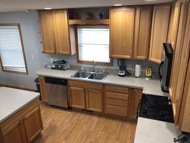 554 E 300 N, La Porte, IN 46350 - photo 3