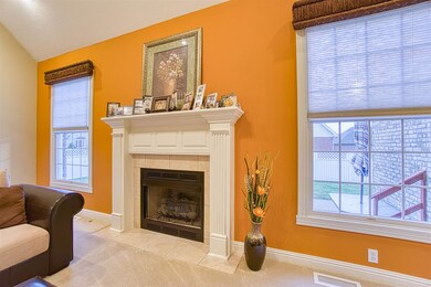 4515 Clint Cir, Newburgh, IN 47630 - photo 5