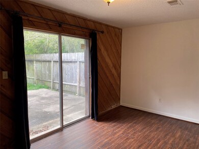 212 Quaker Dr unit A3, Friendswood, TX 77546 - photo 5