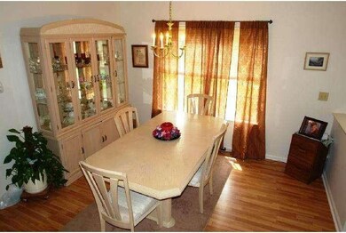 25 Tasley Ct, Trenton, NJ 08691 - photo 4