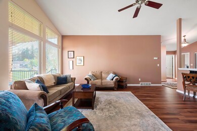 16020 N Gleneden Dr, Spokane, WA 99208 - photo 6