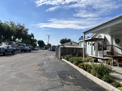 820 S Chinowth St unit 93, Visalia, CA 93277 - photo 2