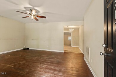 517 Cooper Rd, Raleigh, NC 27610 - photo 4