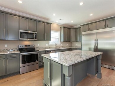 112 Cheraw Ln, Flat Rock, NC 28731 - photo 4