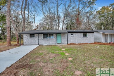 1902 E 56th St, Savannah, GA 31404 - photo 3