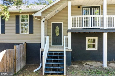 72 Pioneer Ln, Berkeley Springs, WV 25411 - photo 2