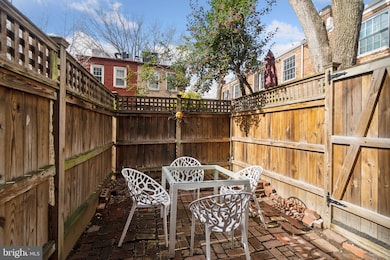 19 Snows Ct NW, Washington, DC 20037 - photo 3