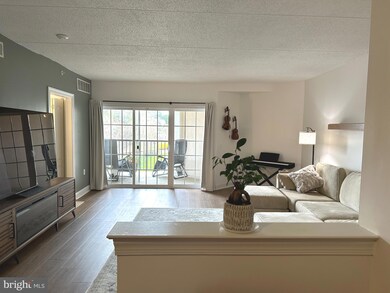 Windsor at Glen Mills unit 214, Glen Mills, PA 19342 - photo 4