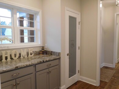 Butlers Pantry (1)