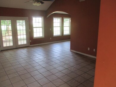 115 Whispering Oak Dr, Shelbyville, TN 37160 - photo 2