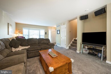 1803 Coventry Pointe Ln, Pottstown, PA 19465 - photo 5