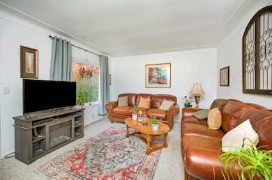 3426 Ash St, Kalamazoo, MI 49001 - photo 3