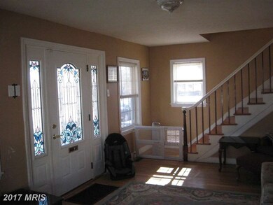 217 Chestnut St, Winchester, VA 22601 - photo 2