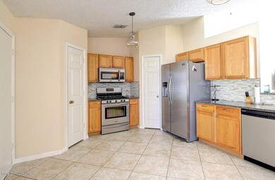 IMG_6416_7_8_Interior 2