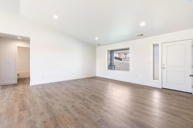 2880 S Osborne St, Kennewick, WA 99338 - photo 6