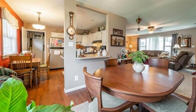 245 Regent St, Lincoln, IL 62656 - photo 5