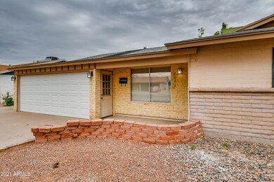 05 Exterior Front Entry