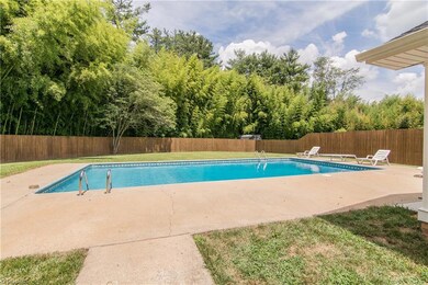 742 W Balfour Ave, Asheboro, NC 27203 - photo 7