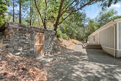 1_18505 e evans creek rd, rogue river-01