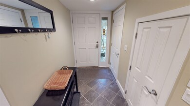 31 Catamount Rd unit 4A, Hartford, VT 05001 - photo 3