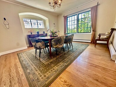 60 Homestead St unit 1, Waban, MA 02468 - photo 2