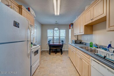 1206 Beamon Ln, Wilmington, NC 28412 - photo 5