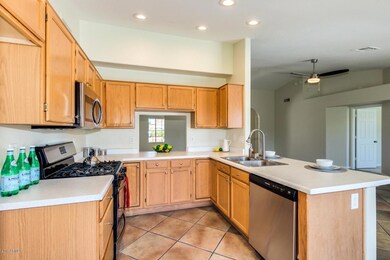 7. g.Kitchen 2