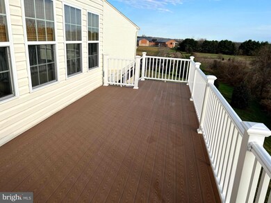 158 S Savanna Dr, Pottstown, PA 19465 - photo 4