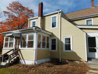 28-30 Walnut St, Somersworth, NH 03878 - photo 4