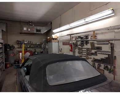 240 West St, Ludlow, MA 01056 - photo 6