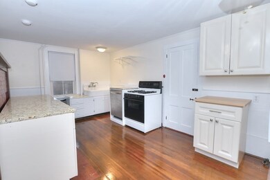 342 William St, Stoneham, MA 02180 - photo 5