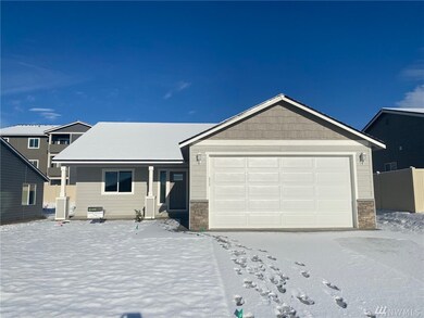 2287 S Mystical Loop, East Wenatchee, WA 98802 - photo 2