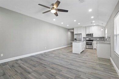 804 N Throckmorton St, Sherman, TX 75090 - photo 6