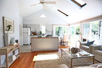 11 Hawthorne St, Warren, RI 02885 - photo 4