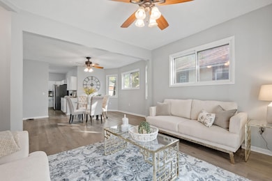 2810 Colfax Ave N, Minneapolis, MN 55411 - photo 2