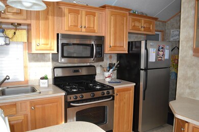 924 Post Rd unit 35, Wells, ME 04090 - photo 5