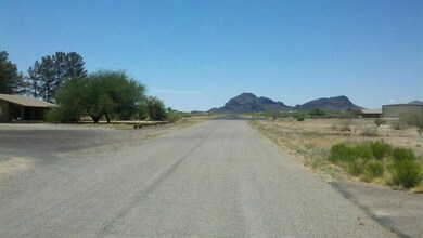 Iver street view to runway