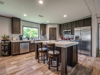 30301 Lake Dr, McLoud, OK 74851 - photo 7