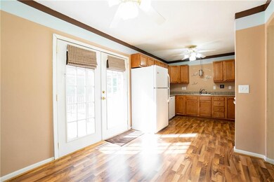 Dining Area to Doors to decks