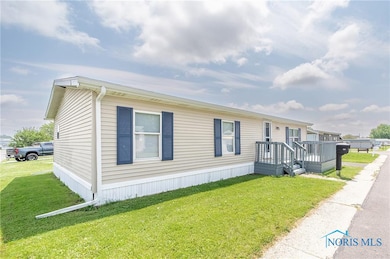 1303 Chateau Cir, Findlay, OH 45840 - photo 4