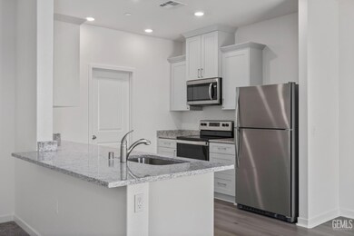 8017 Ita Palm Way, Bakersfield, CA 93313 - photo 3