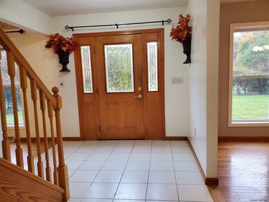 1002 Shannon Blvd, Schenectady, NY 12309 - photo 2