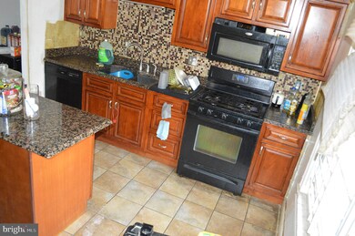 812 N Luzerne Ave, Baltimore, MD 21205 - photo 3