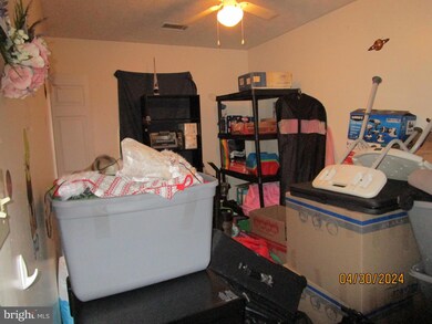 991 Dutchess Cir, Strasburg, VA 22657 - photo 6